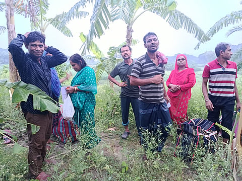 BGB and local people foil a push-in attempt in Chuadanga on Sunday.  