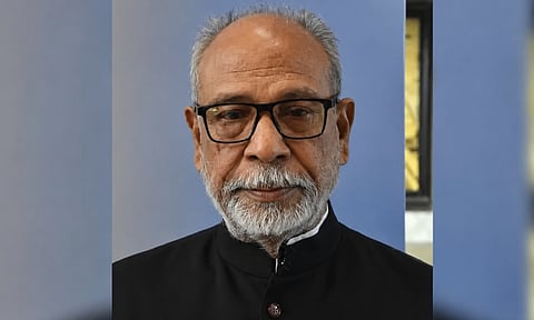 Latif Siddiqui. 