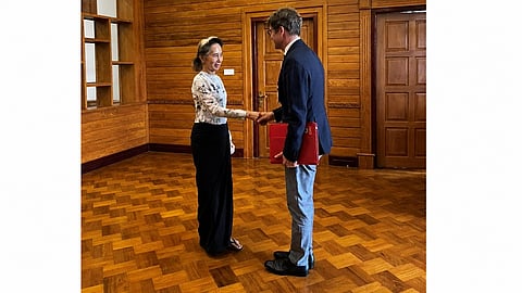 Aung San Suu Kyi met with a representative of the International Committee of the Red Cross on Monday