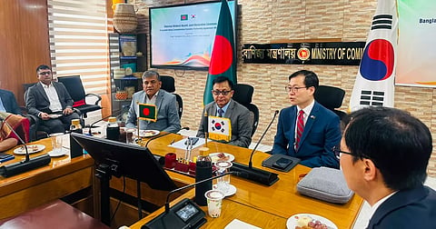 Commerce Minister Khandaker Abdul Muktadir and South Korean Trade Minister Yeo Han-koo jointly announce the successful conclusion of negotiations on the Bangladesh-South Korea CEPA at the Ministry of Commerce in Dhaka on Tuesday. 