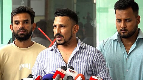 Nasir Hossain speaks to the media after a meeting between the Bangladesh Cricket Board and the Cricket Welfare Association of Bangladesh.