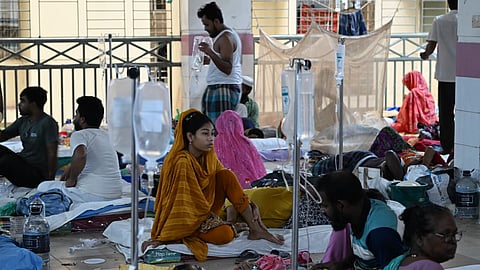 Patients receive treatment at Mugda Medical College Hospital in Dhaka amid a surge in dengue cases that has strained the hospital’s bed capacity. (File Photo)