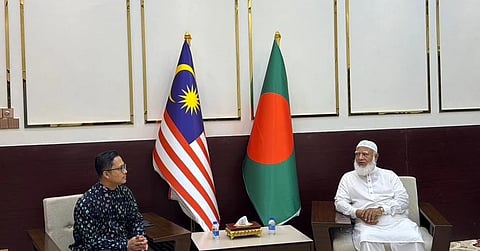 Malaysian High Commissioner to Bangladesh Mohd Shuhada Othman meets Jamaat-e-Islami Ameer Dr Shafiqur Rahman at his official residence in Dhaka on Thursday.
