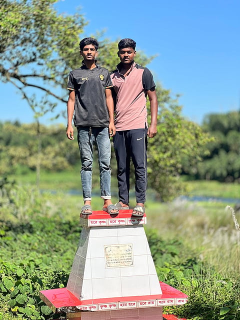 People standing with shoes on funeral pyres and graves