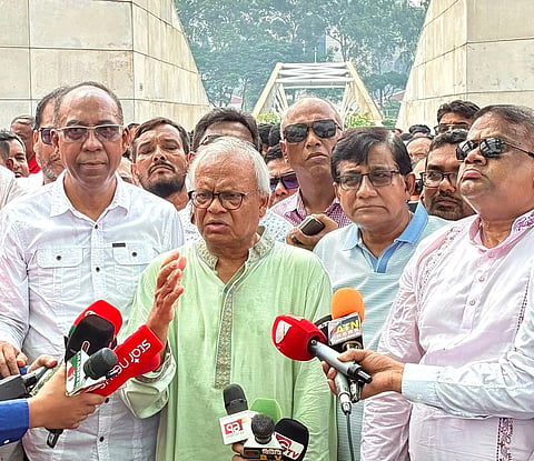 BNP Acting Secretary General Advocate Ruhul Kabir Rizvi today spoke after paying wreaths at the graves of Shaheed President Ziaur Rahman and former Prime Minister Begum Khaleda Zia. 
