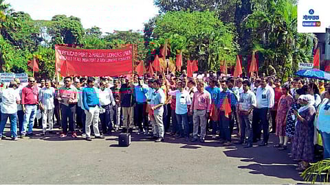 Mormugao Port Doc Workers Protest
