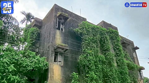 Bicholim Lamgao building demolition