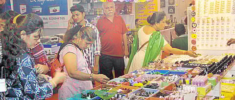 Sakal Furniture Expo