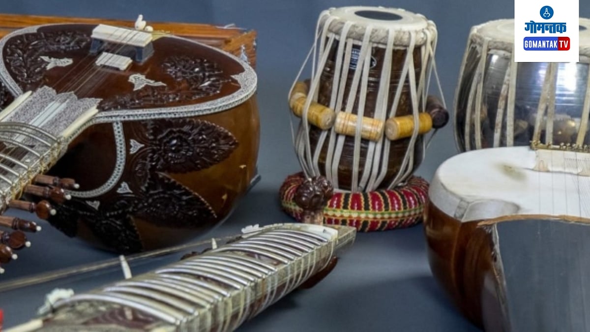 Goa Instrument Musical Instrument: वाद्य आणि वाद्यपरंपरा जपताना... | Goa festival ...
