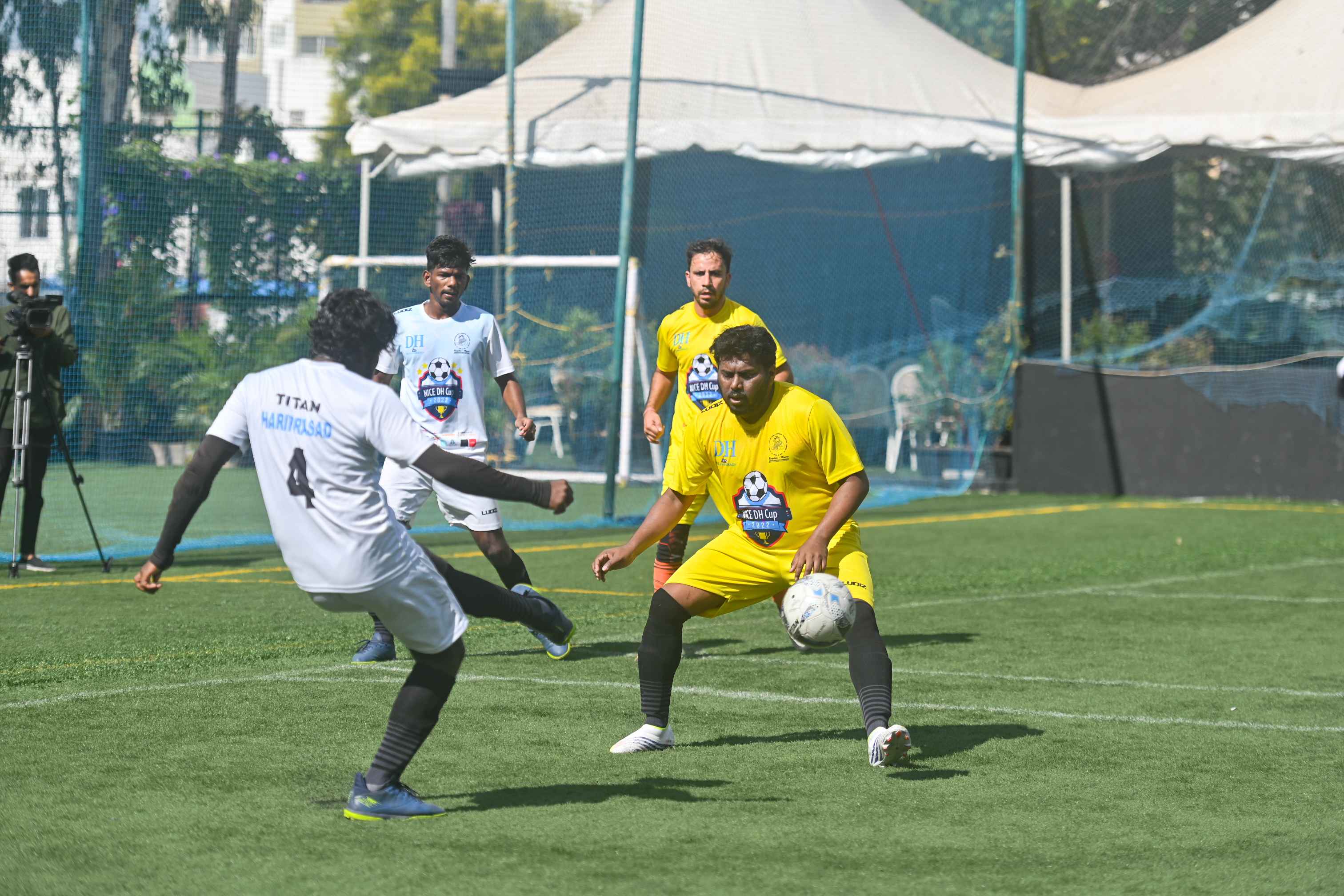 NICE DH Cup 2022 | Quarter-final 1 – Titan vs Adobe