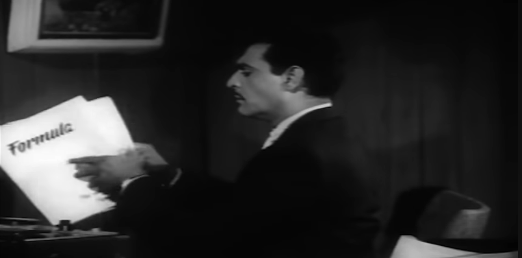 Mohan Sherry in a still from CID 909 (1967)