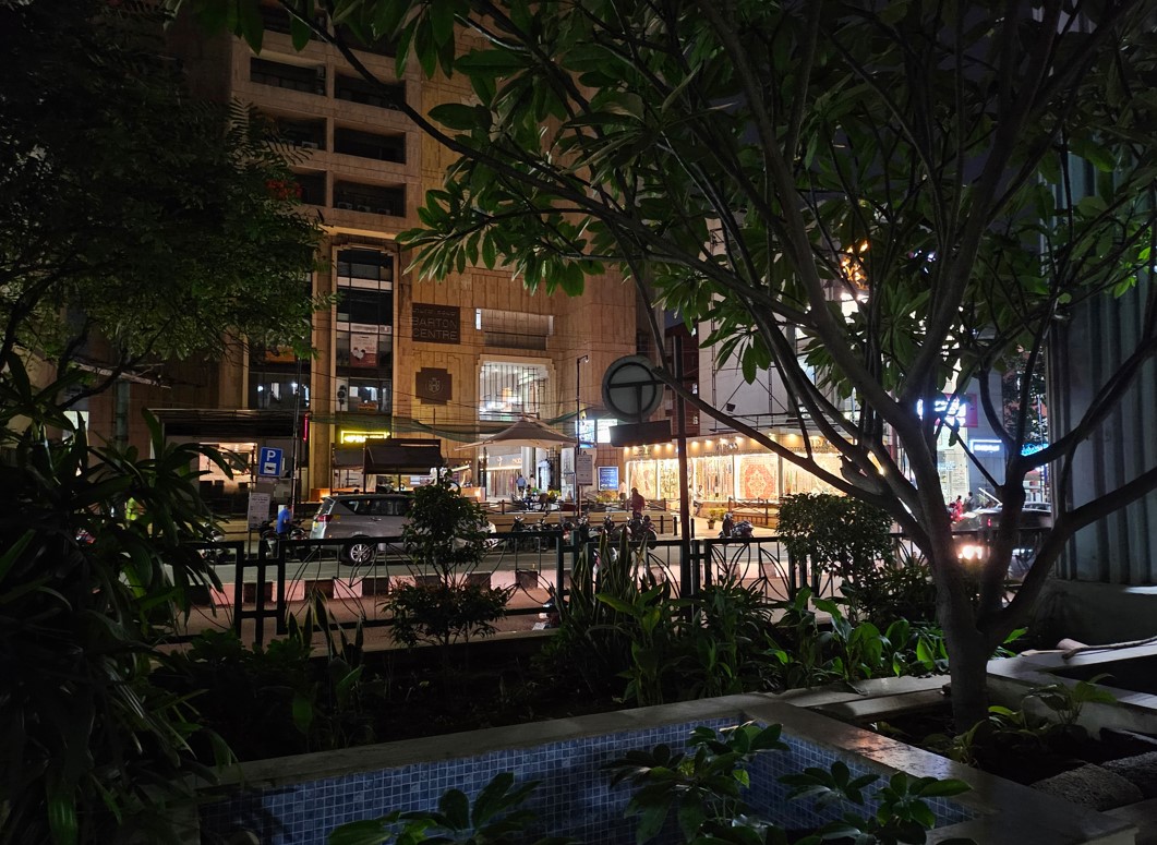 Samsung Galaxy Z Flip5's camera sample