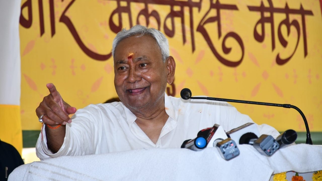 Nitish rules out return to NDA, BJP says won't take back even if he begs