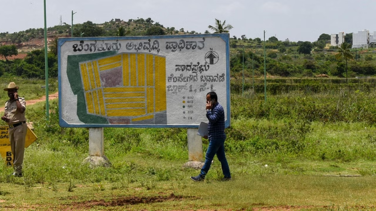 Clear land regularisation applications of SC/STs in 1 year: Study