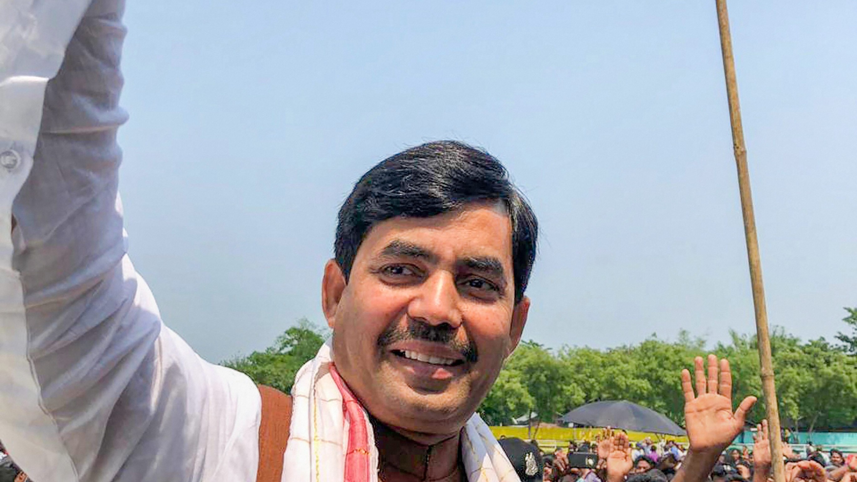 Delhi court summons BJP leader Syed Shahnawaz Hussain in rape case