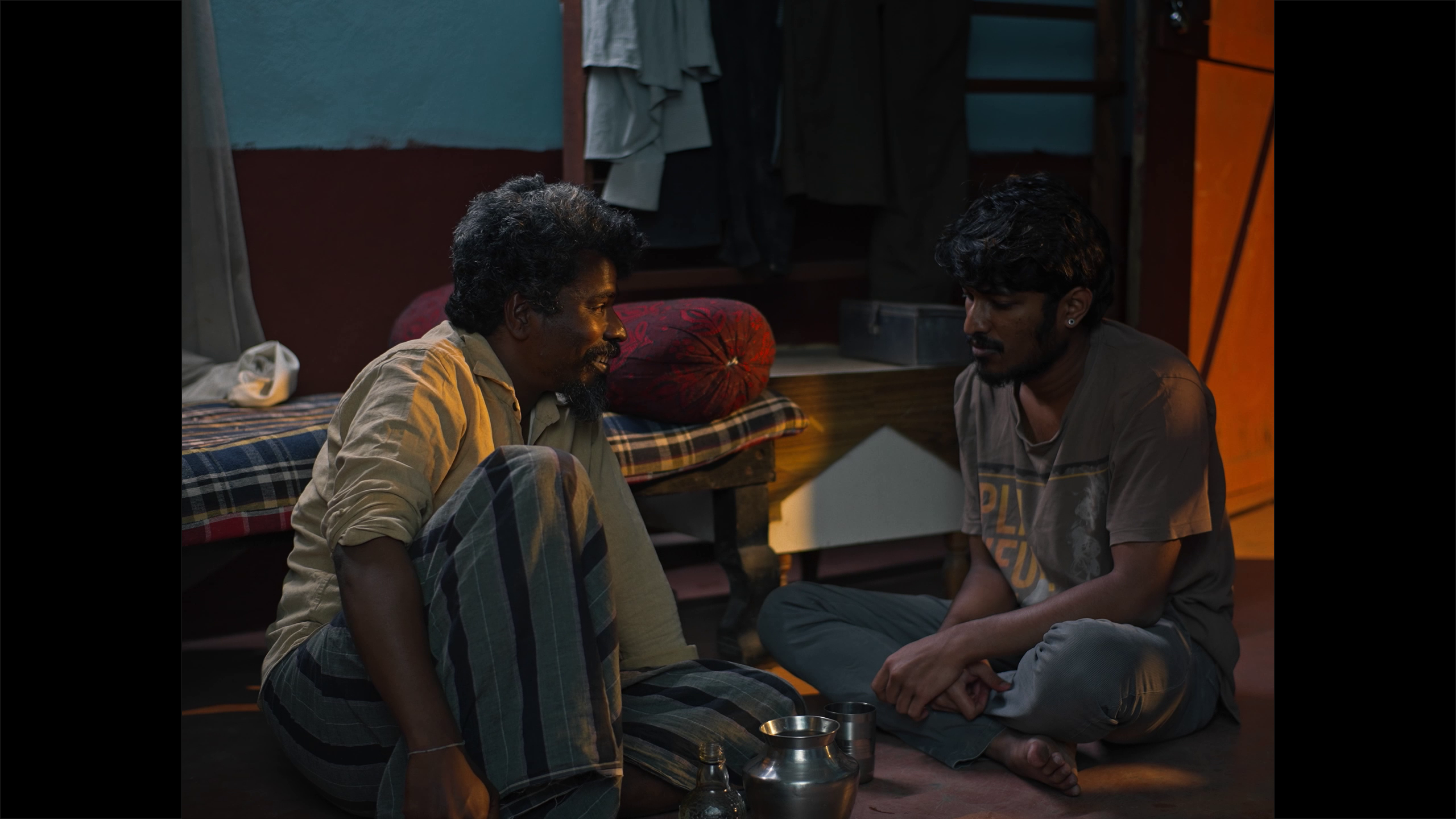 Mahadev Hadapad and Charan Prasad in 'Shavagalu'.