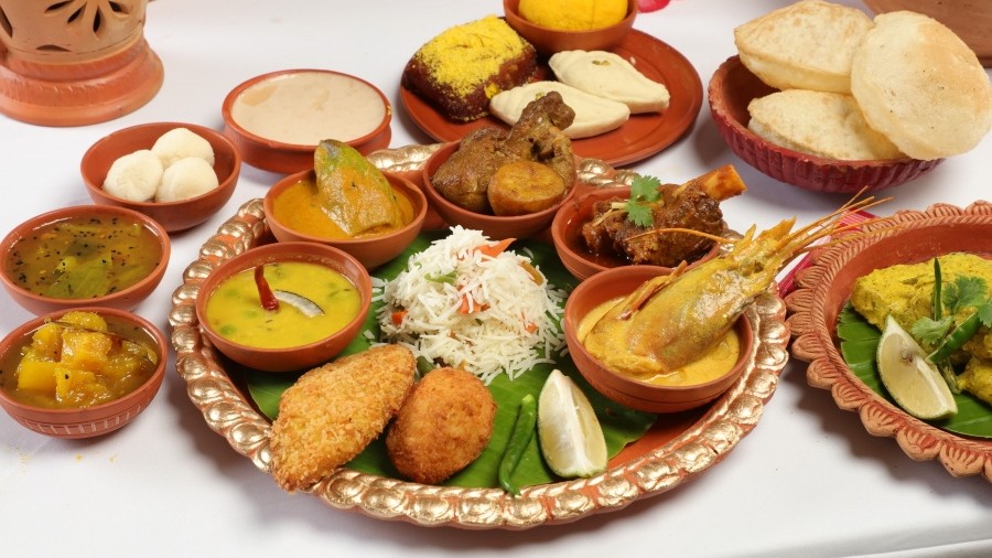 The plentiful pujo platter