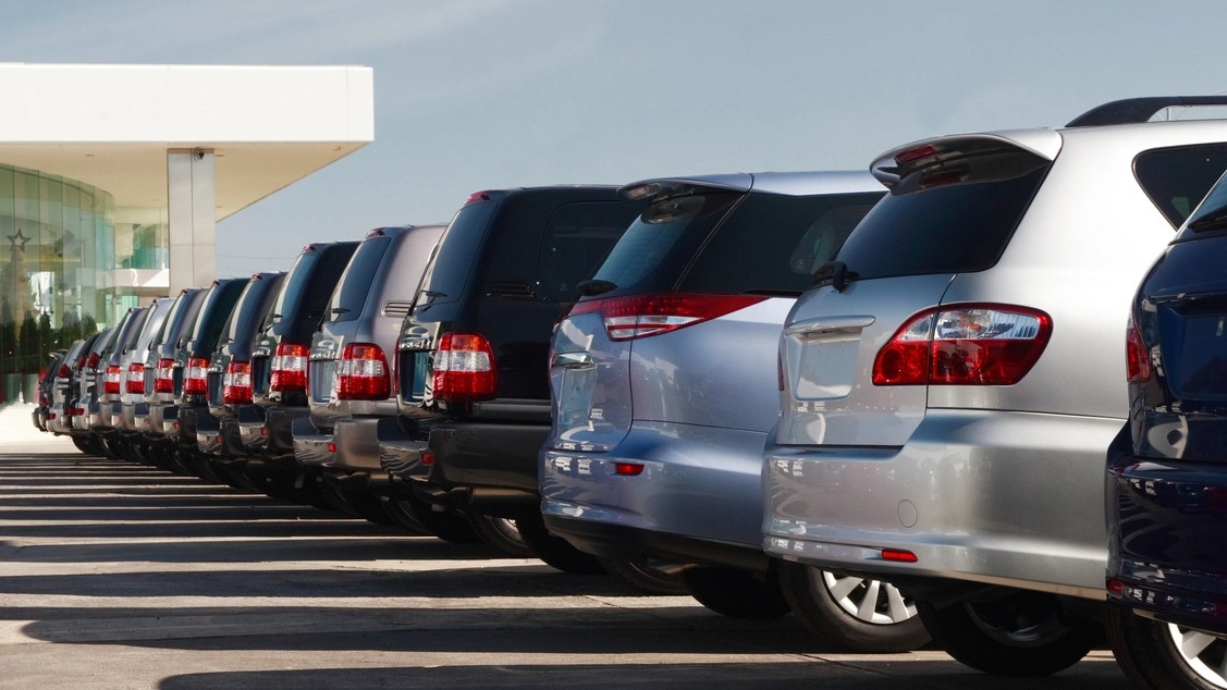 Poll running on horsepower