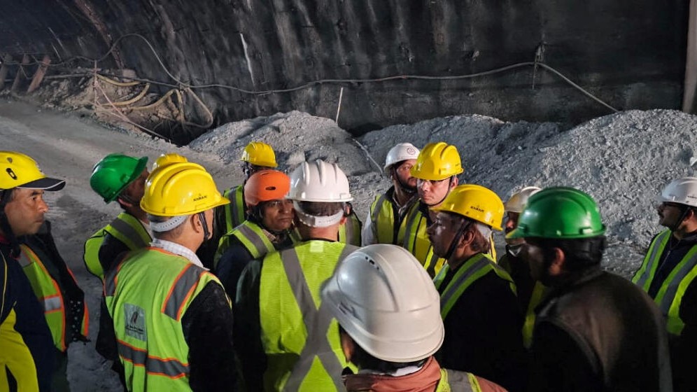 Uttarakhand tunnel collapse: Coordinated efforts on to evacuate workers at the earliest, says road transport ministry