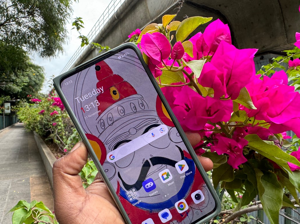 OnePlus Open foldale phone.