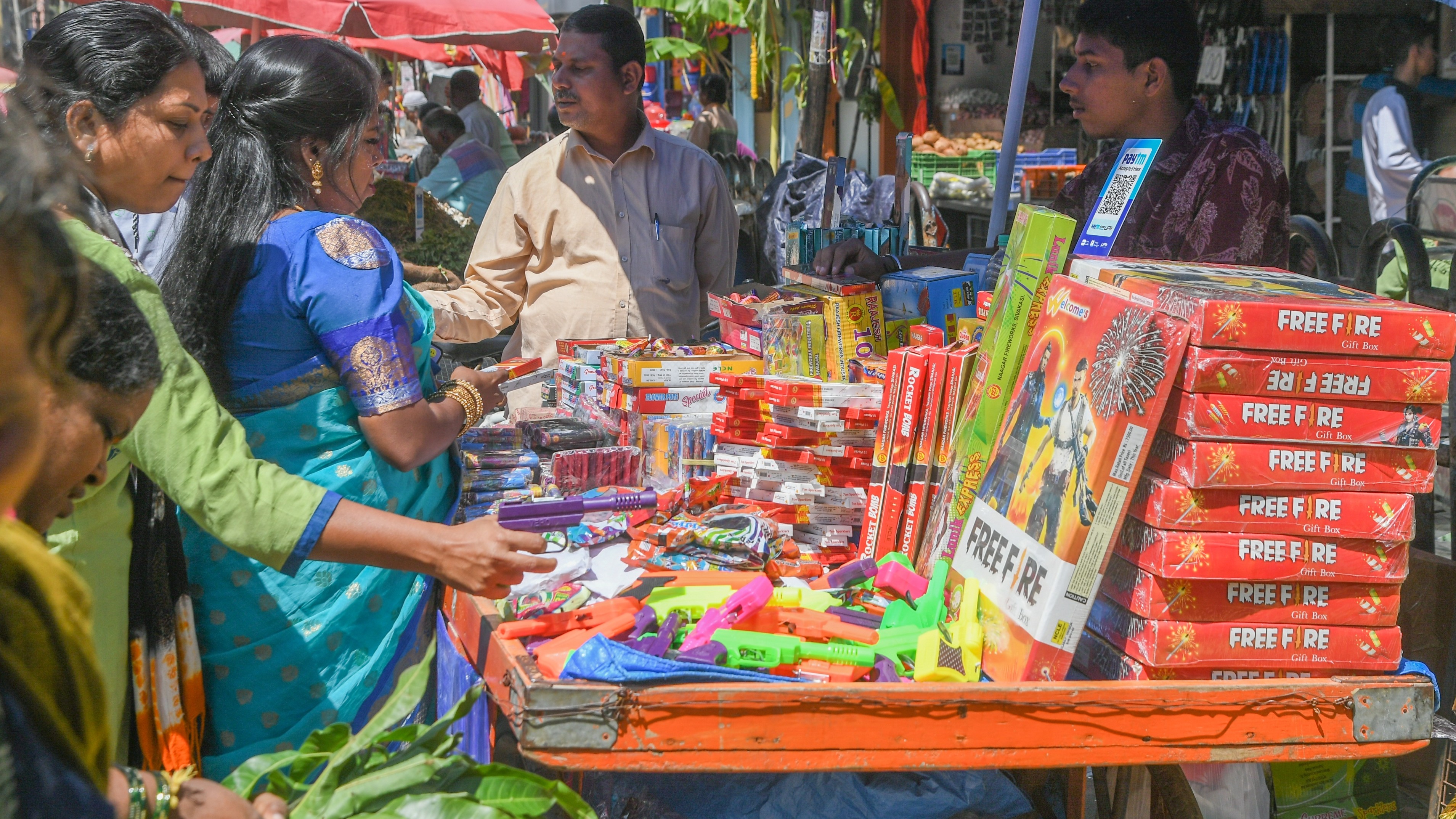 Burst of ignorance: Green crackers’ uptake fizzles out despite eco-innovations
