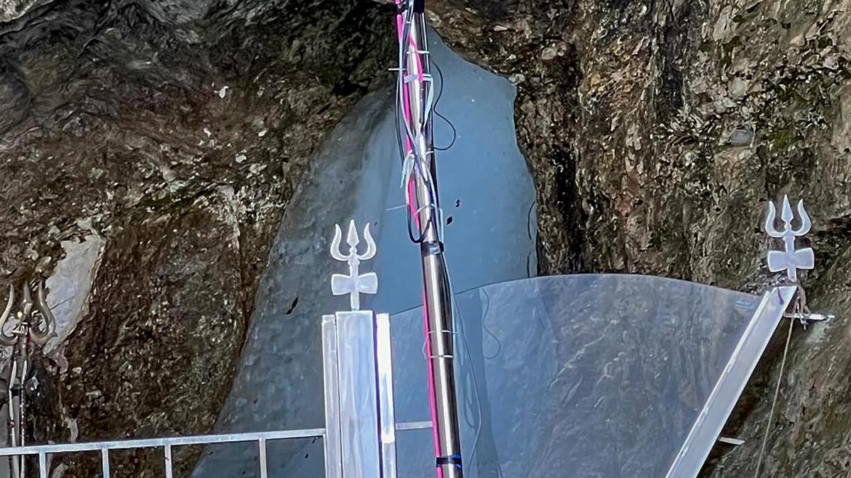 Amarnath cave shrine gets motorable road, first set of vehicles reach temple