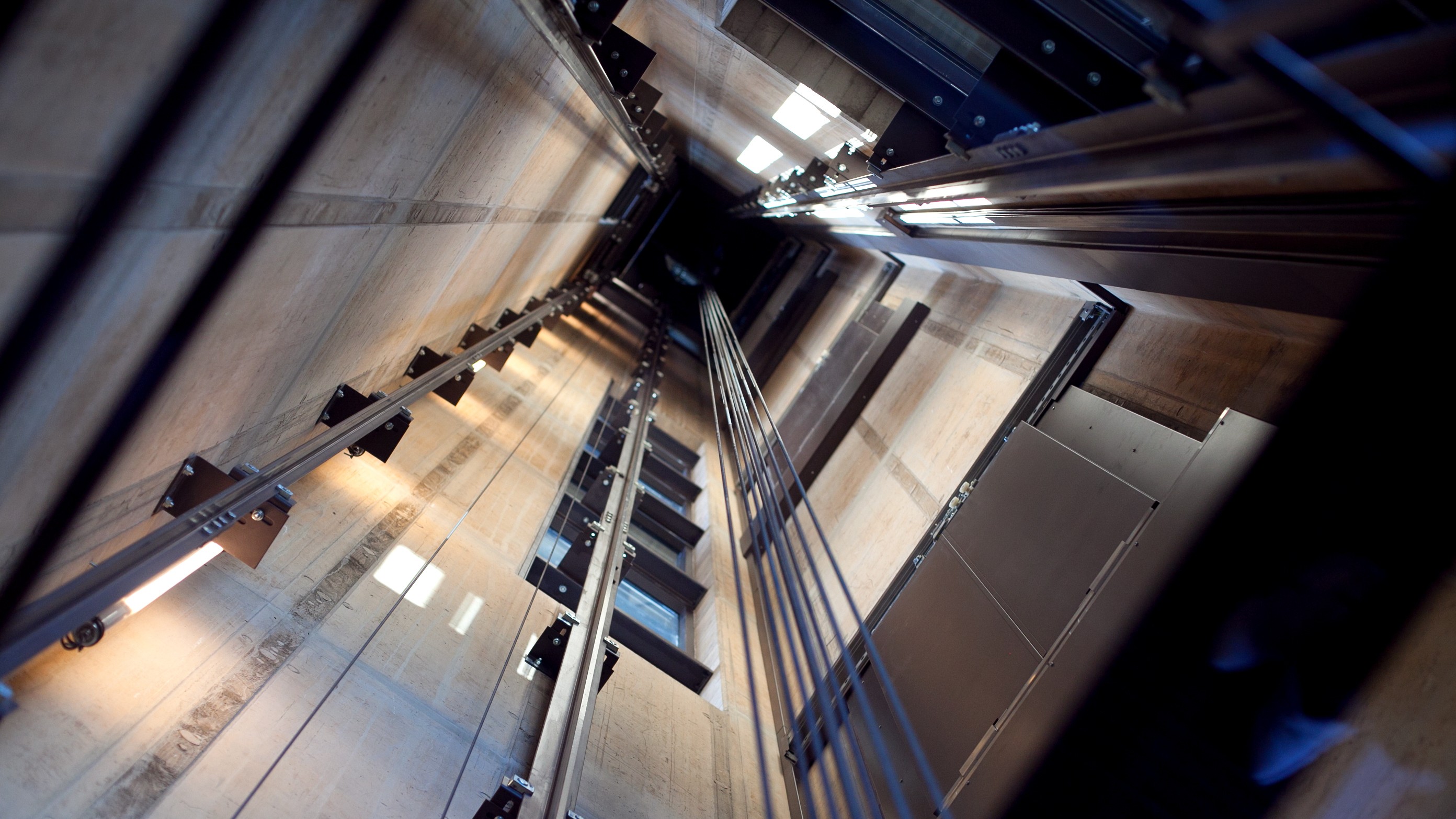 Nine techies hurt as office lift crashes from 8th floor in Noida, two taken into custody