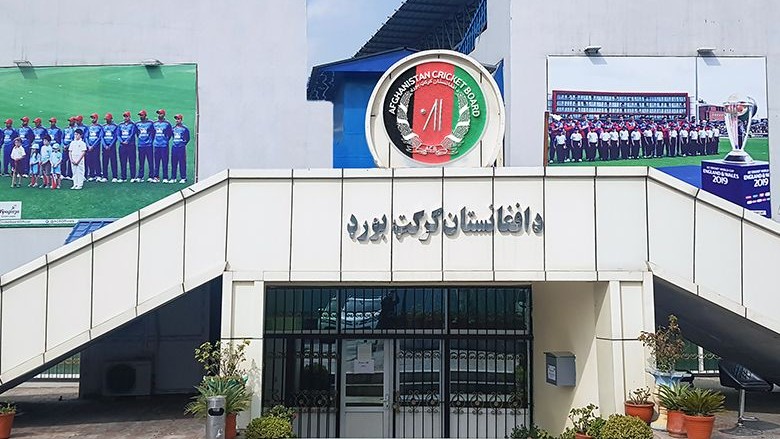 Mujeeb, Naveen and Farooqi's IPL participation in doubt as Afghanistan 
unlikely to give NOCs