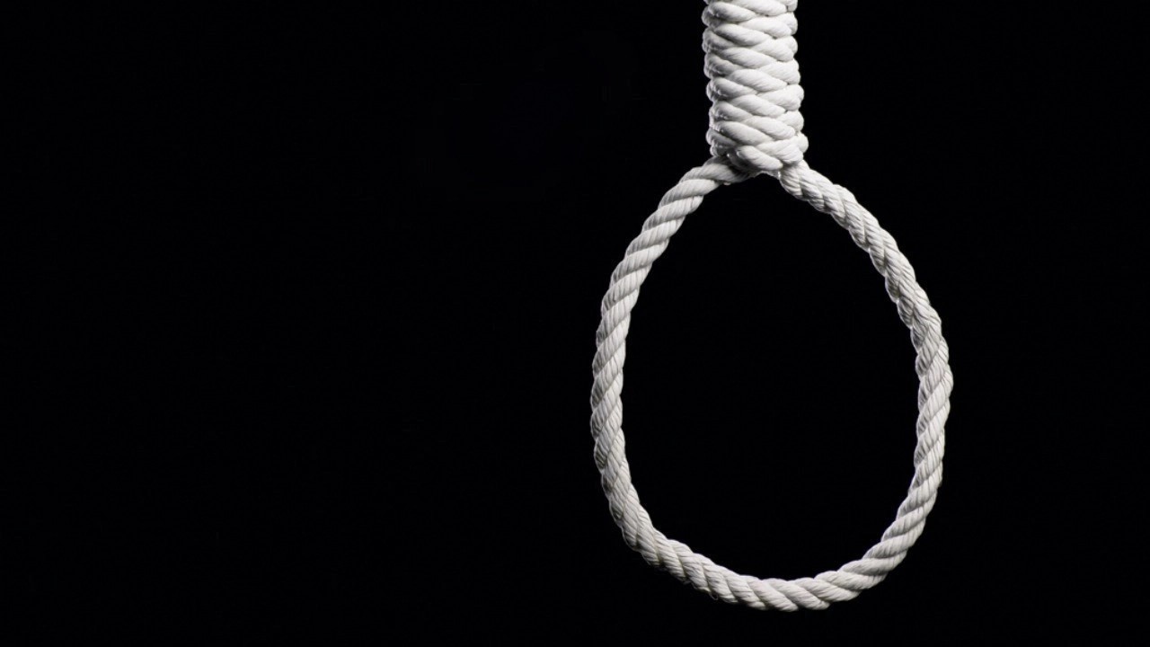 Youth's body found hanging at Eden Gardens gallery