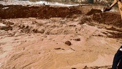 Illegal sand mining racket busted in Maharashtra's Thane, machinery of Rs 90 lakh destroyed