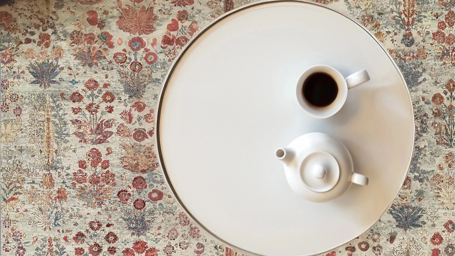 Redefine versatility as these rugs not only delineate functional zones but also infuse spaces with warmth, bringing tactile comfort and irresistible textures to redefine your room’s aesthetic allure.