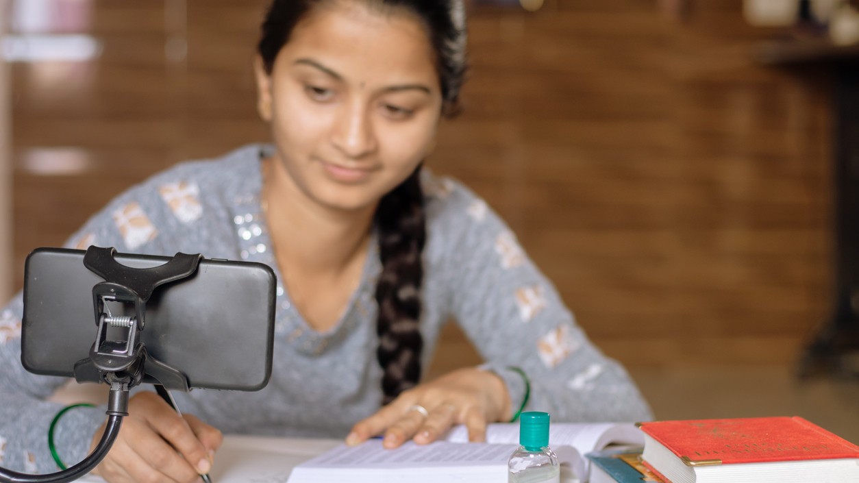 Virtual learning: Guide for students, teachers and parents 