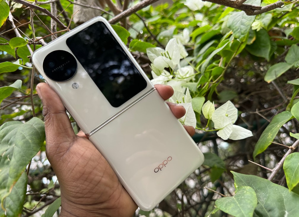 Oppo Find N3 Flip. 