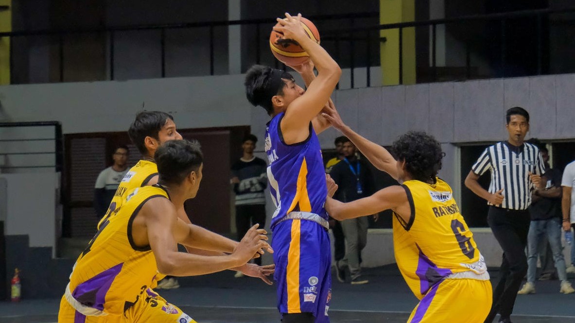 Hoopsters down with food poisoning