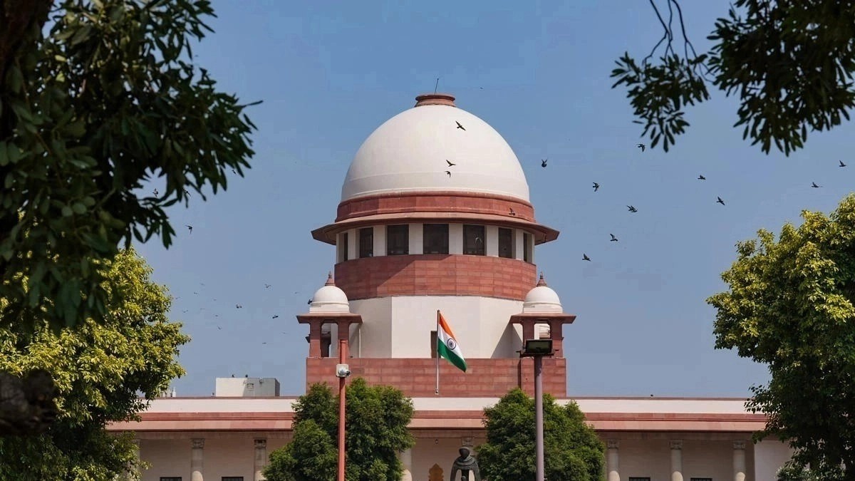 Supreme Court stays criminal proceedings against SP leader Maurya over remarks on Ramcharitmanas