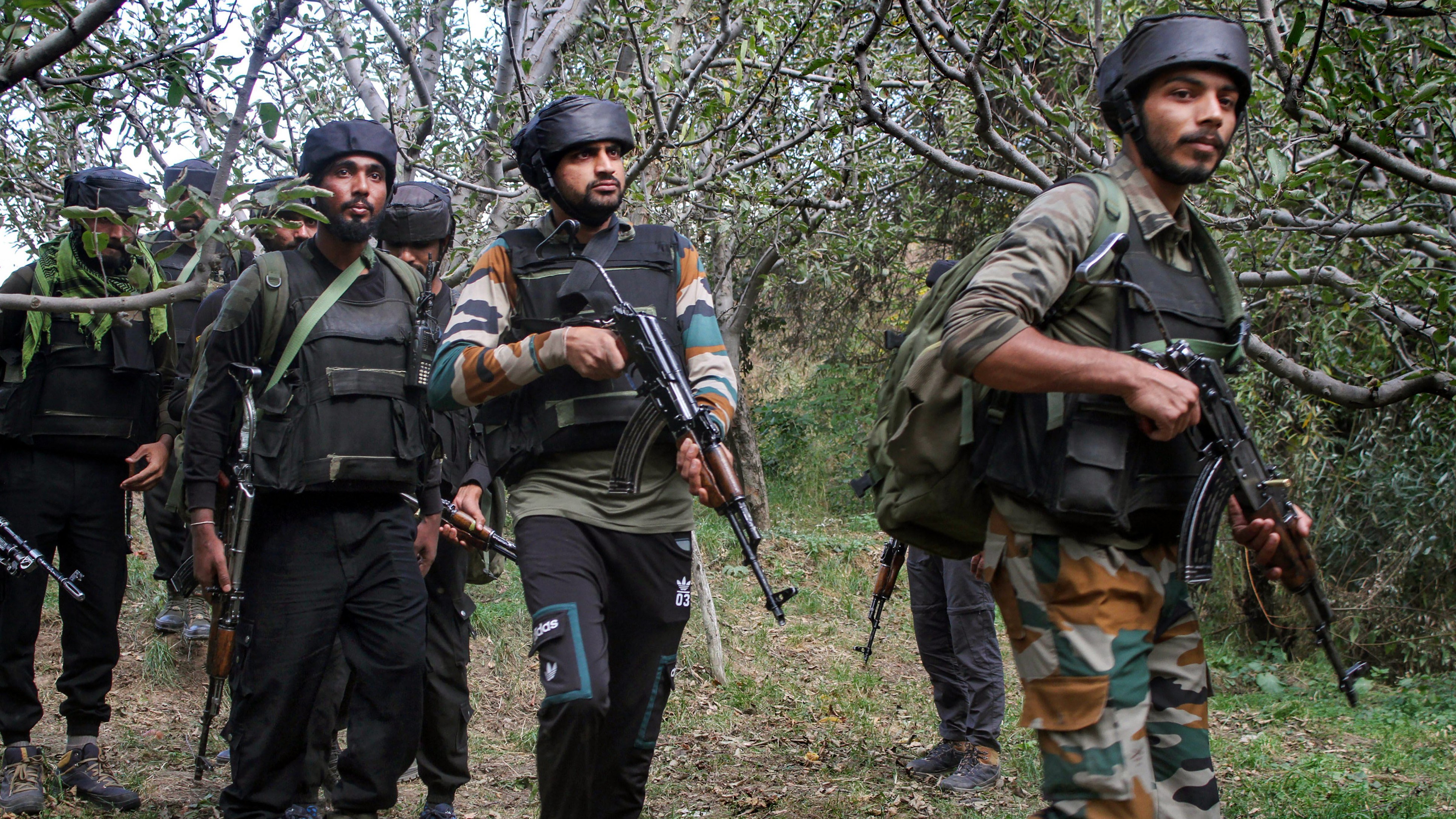 Encounter breaks out in J&K's Shopian 