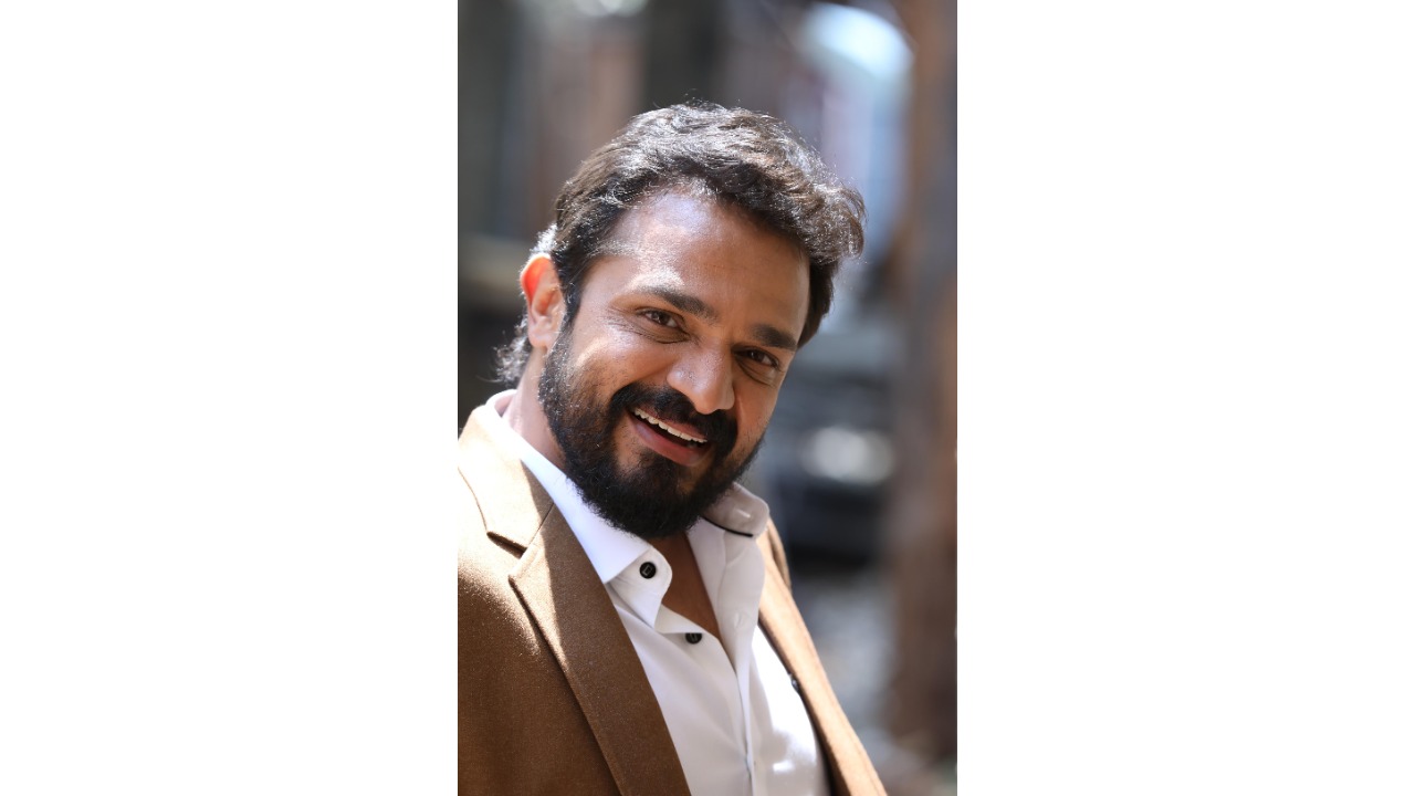 I want to do mature roles: Vijay Raghavendra