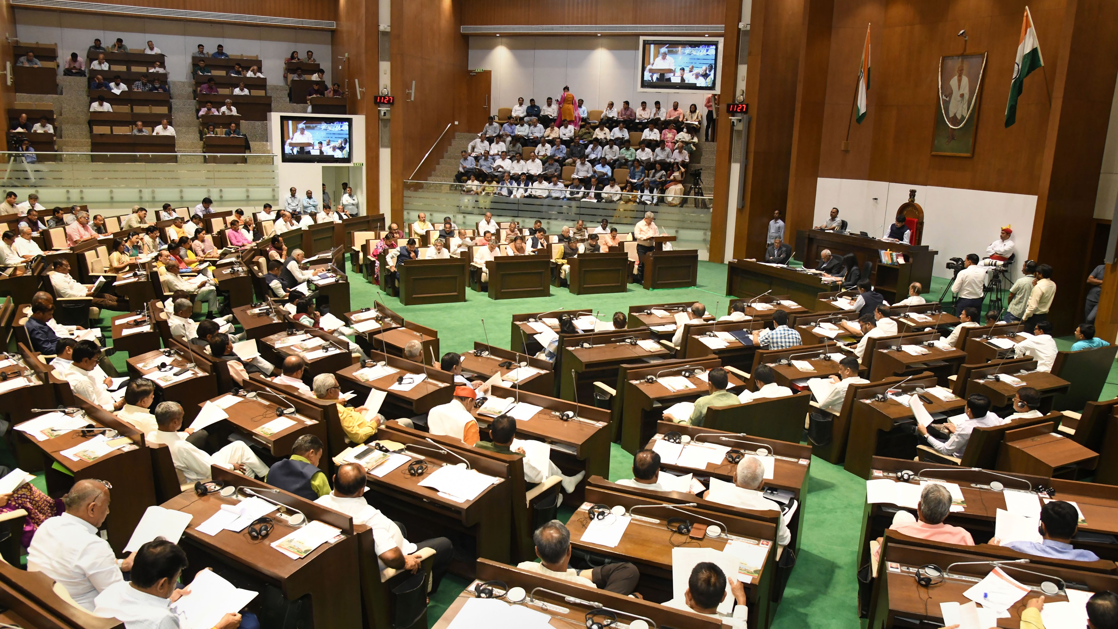 Gujarat assembly passes bill increasing daily industrial shift timings to 12 hours