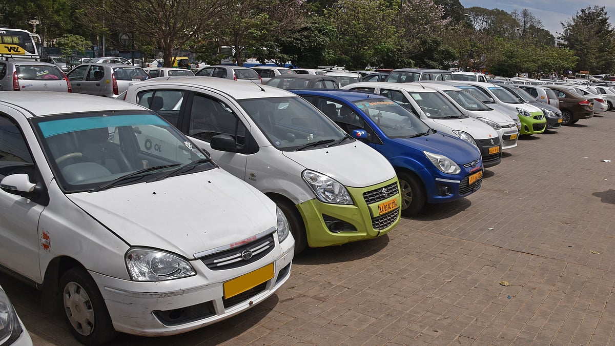 Panikknöpfe in Taxis funktionieren selten, sagen Fahrer in ganz Bengaluru