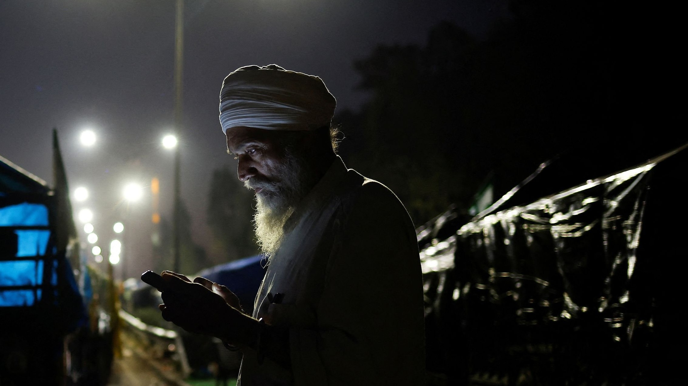 Farmers protest: Mobile internet services restored in 7 Haryana districts
