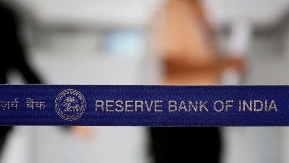 RBI to tolerate weaker rupee as inflows dry up: Report