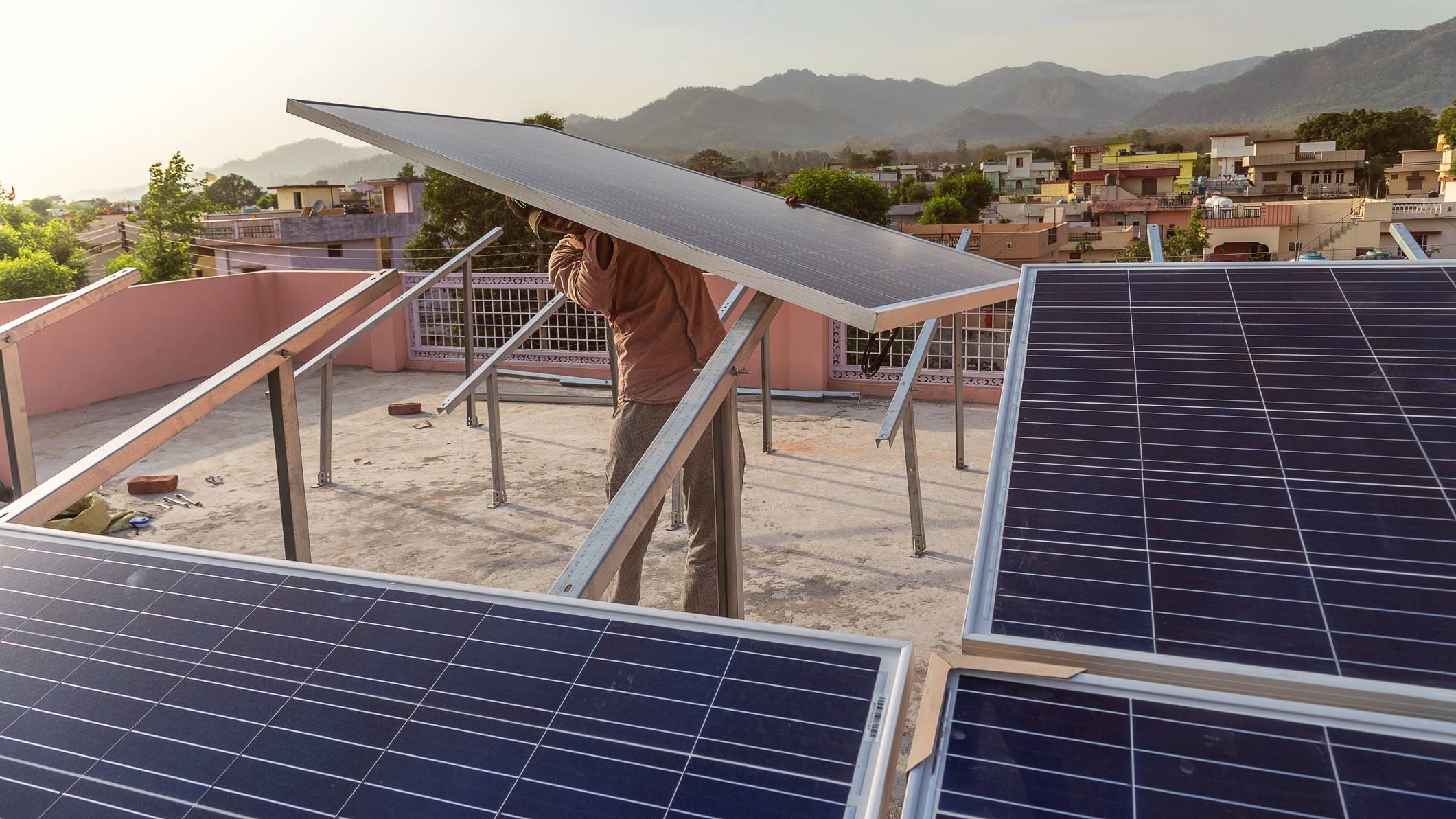 India’s solar rooftop schemes need ground-level skilling support