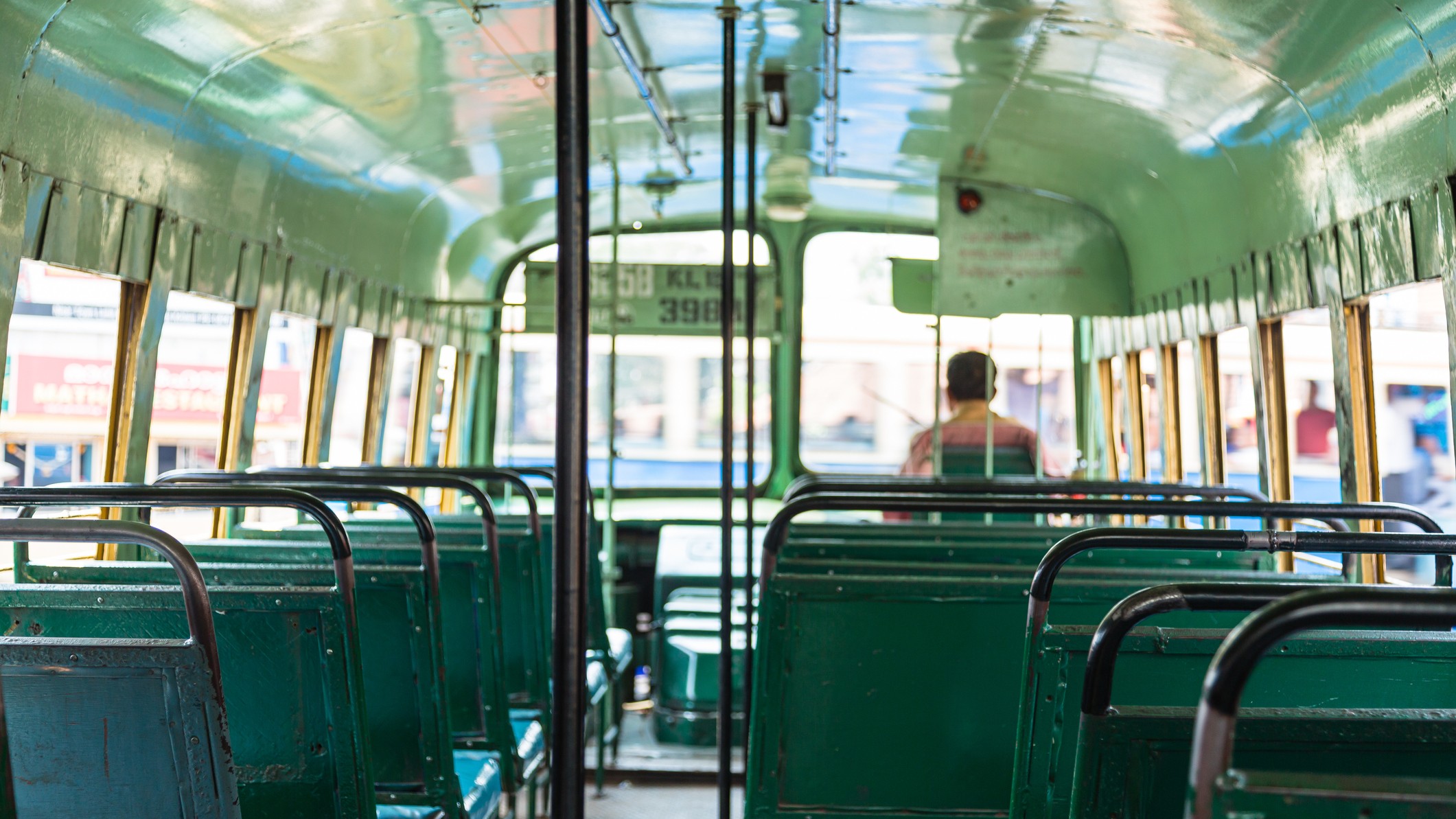 Global road safety body IRF calls for making seat belts must in passenger buses, heavy vehicles