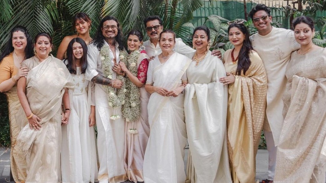 The engagement ceremony was held in Mumbai and was attended by close family and friends.