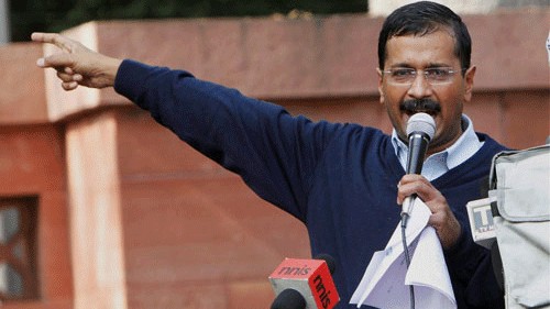 Paramilitary personnel deployed to prevent march from Ramlila Maidan during I.N.D.I.A. bloc 'Maharally'