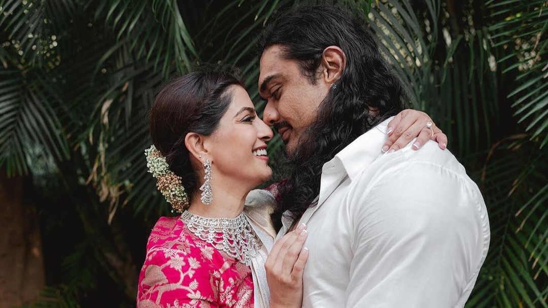 Actress Varalaxmi Sarathkumar got engaged to her long time boyfriend Nicholai Sachdev, an art gallerist based on March 01. 