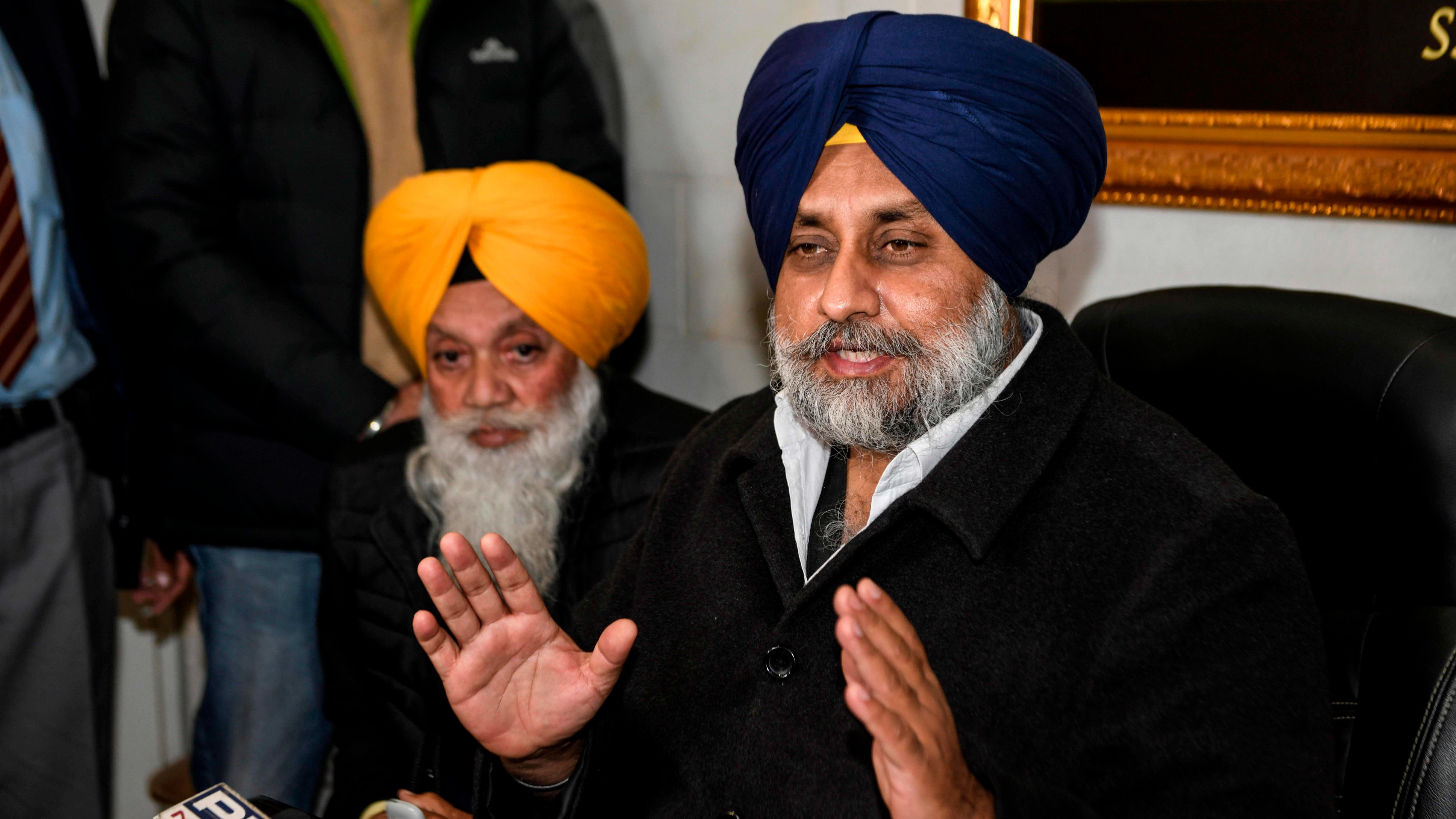 Sukhbir Badal serves Bhagwant Mann legal notice for making 'scandalous imputations'