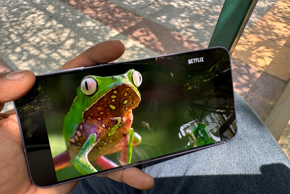 Samsung Galaxy S24 Plus.