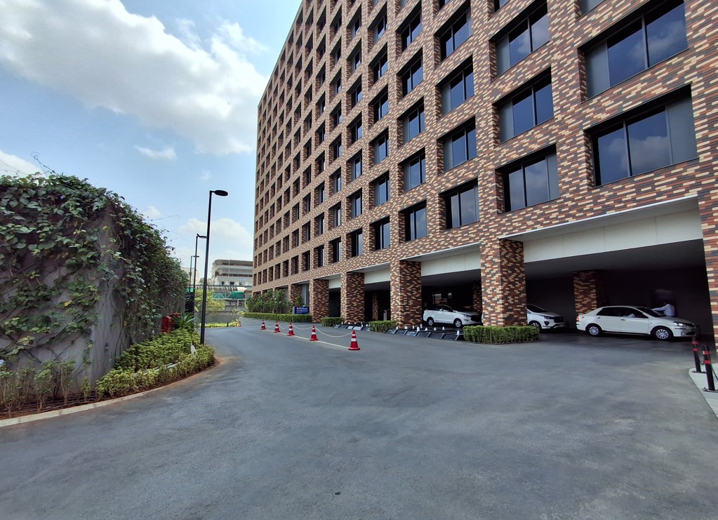 Samsung Galaxy A35's camera sample with ultra-wide-angle mode.