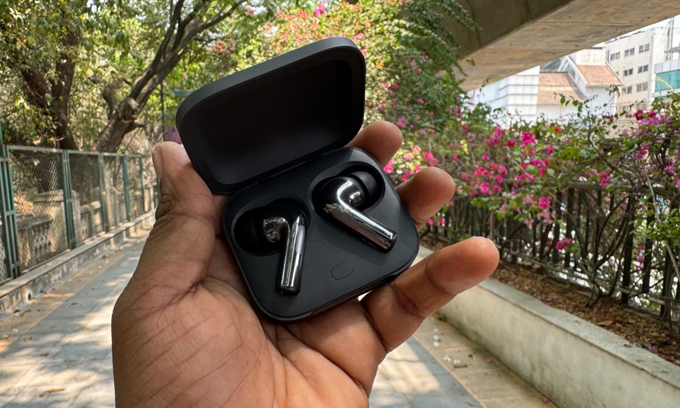 OnePlus Buds 3 series.